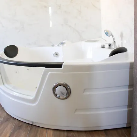 Thalasso Bed & Breakfast 4*