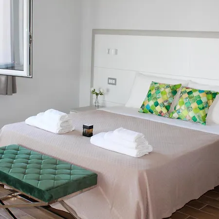 Thalasso Oda ve Kahvaltı 4*