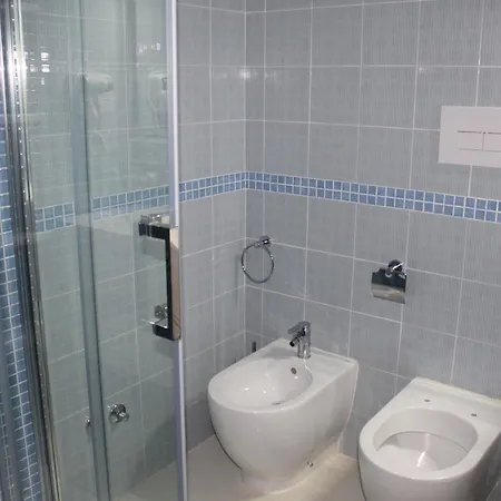 Oda ve Kahvaltı Thalasso Cirella